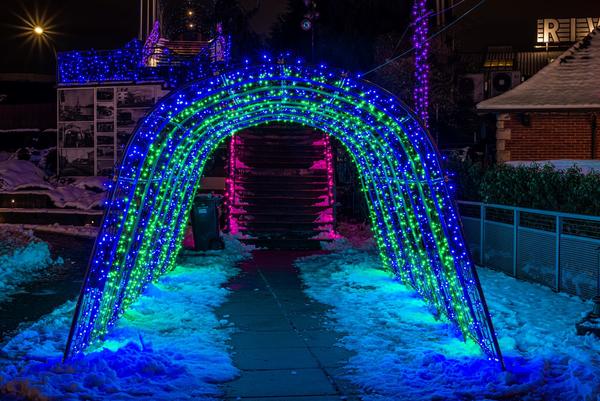 light tunnel at hyack square 2